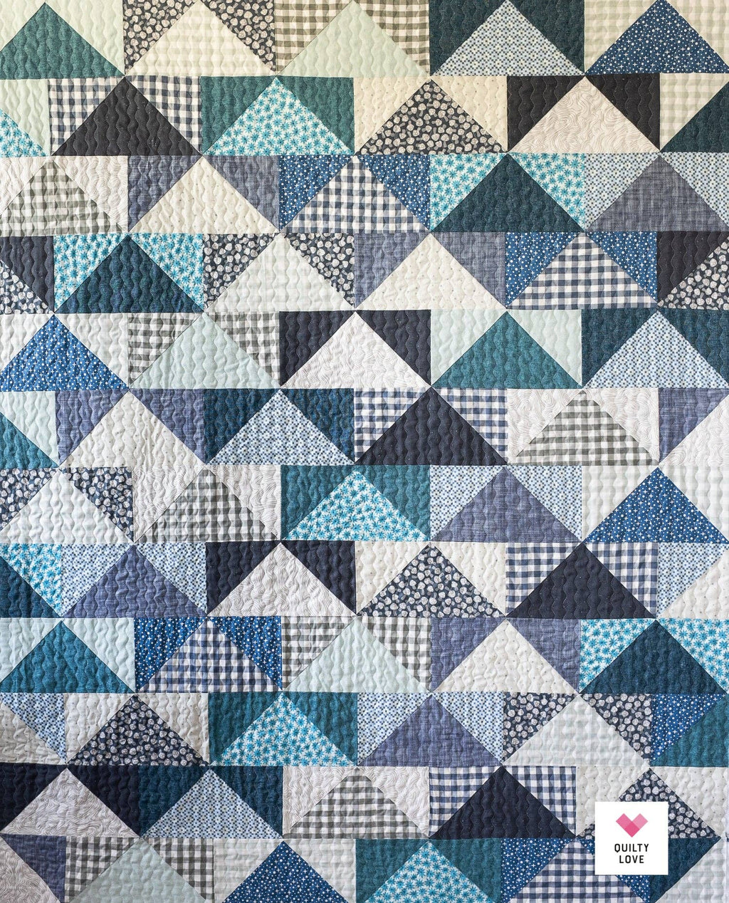 Patchwork Flying Geese Quilt Pattern by Quilty Love | Stash Buster Quilt Pattern