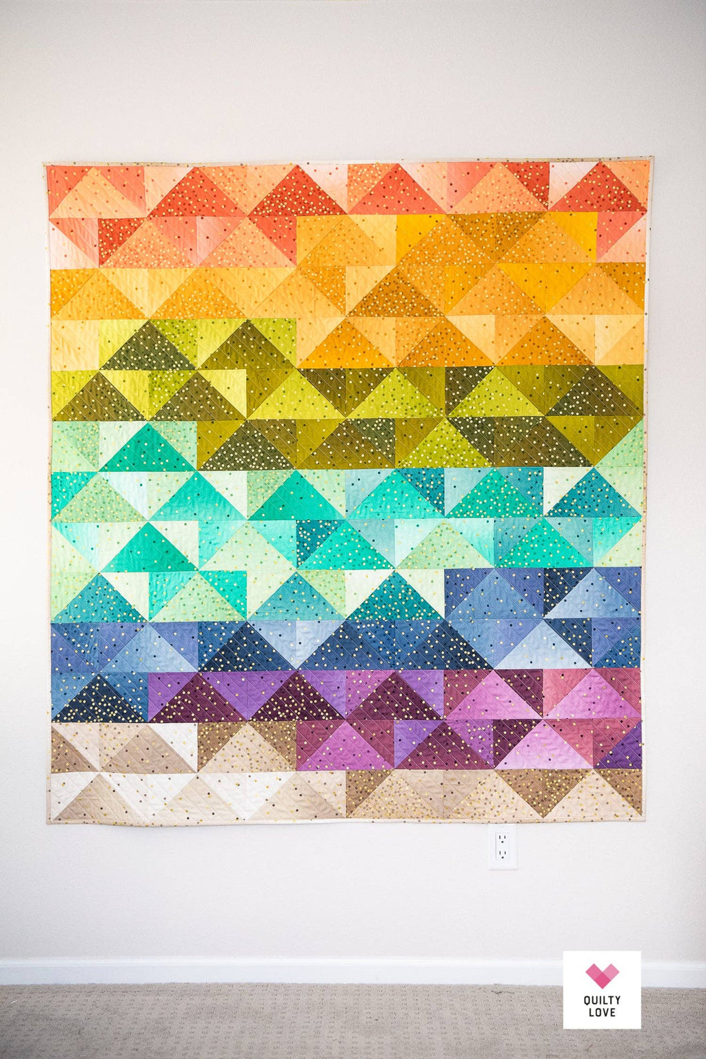 Patchwork Flying Geese Quilt Pattern by Quilty Love | Stash Buster Quilt Pattern