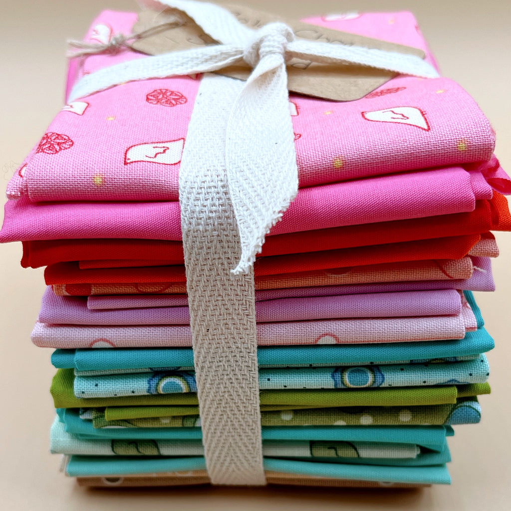 Curated Fat Eighth Bundle A Song to Sing and Art Gallery PURE Solids