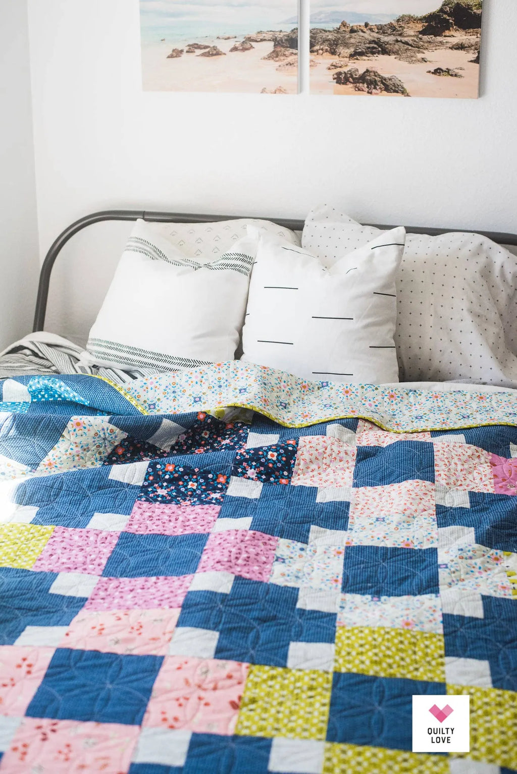 Hopscotch II Quilt by Quilty Love
