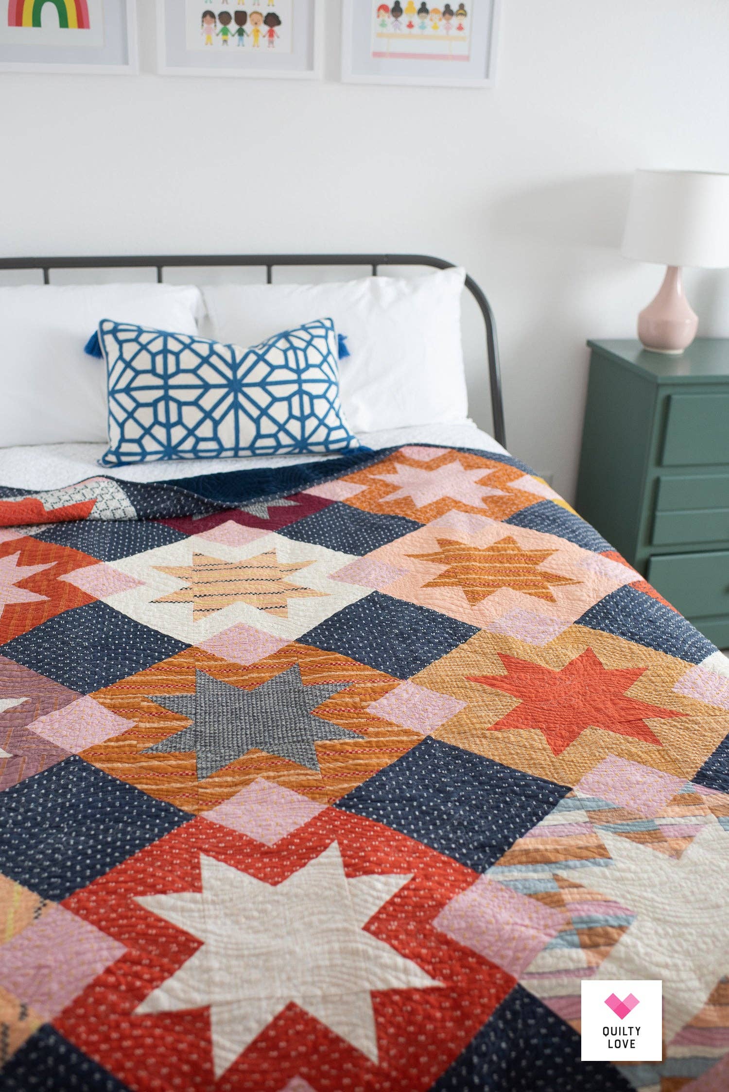 North Star Quilt Pattern by Quilty Love | Modern Fat Quarter Star Quilt Pattern
