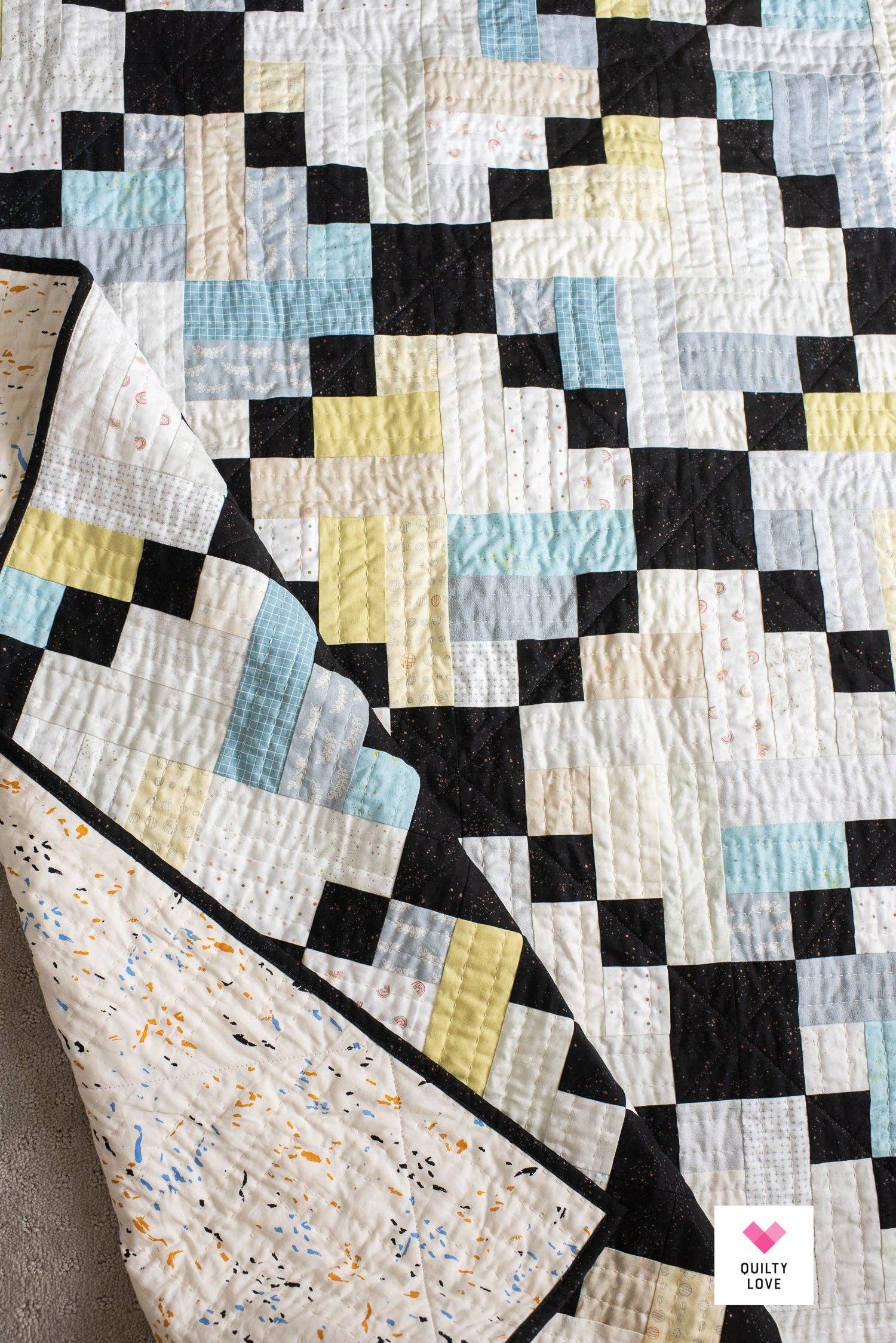 Scrappy Gems Quilt Pattern by Quilty Love | Fat Quarter & Stash Buster Quilt Pattern